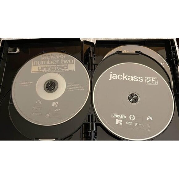 Jackass 7 Movie Collection (DVD) - Front of case wrinkled. DVD’s in good shape - Picture 5 of 10